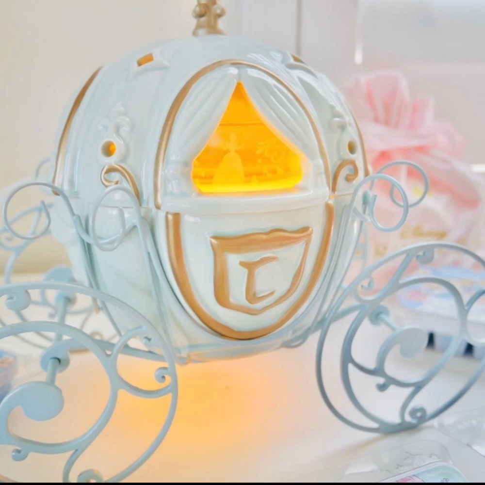 Disney Cinderella Warmer by Scentsy